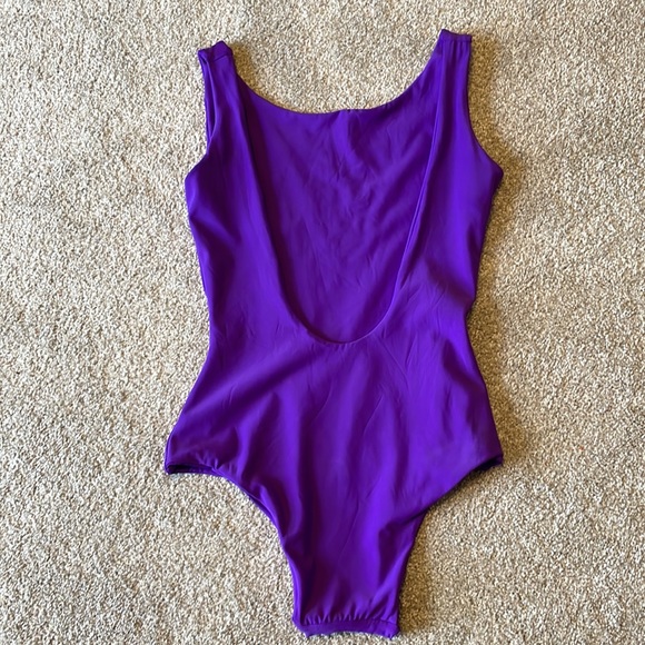 FUSED HAWAII ONE PIECE - Picture 2 of 4